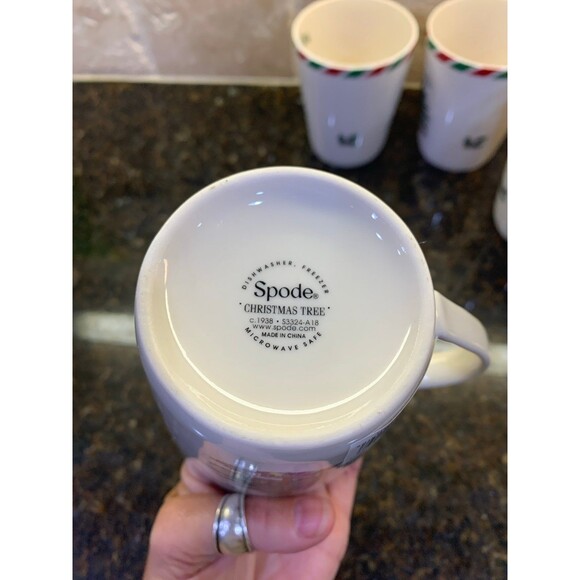 Spode Christmas Tree Peppermint 14 Oz Set of 4 Mugs NEW - Picture 4 of 6